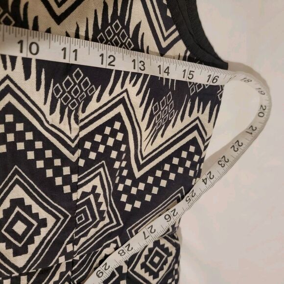 J Crew Sheath Dress Size 6 Aztec Tan Black Tribal Knee Length Boho Zig Zag - Picture 4 of 7